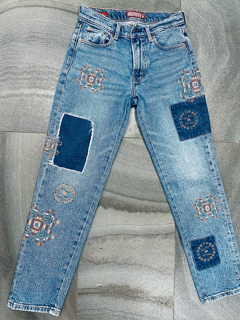 Limited Edition Women’s Lucky Brand Mid Rise straight leg patchwork jeans